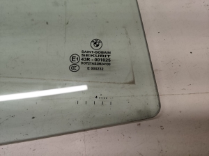 BMW 3 SERIES E46 (1998–2007) Türscheibe hinten 43R001025 - 2