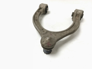Mercedes Benz C-Class 205 (2014–2021) Eesmine õõtshoob A2053305501 - 6