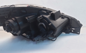 Mazda 5 (2005–2010) Phare avant P7137 - 2