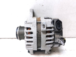 Kia Sportage (2016–2021) Alternator 373002B970 - 5