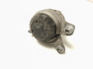 Mercedes Benz C-Class 205 (2014–2021) Mootoripadi A2132400500 - 2