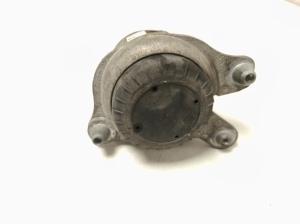 Mercedes Benz C-Class 205 (2014–2021) Mootoripadi A2132400500 - 3