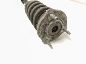 Mercedes Benz C-Class 205 (2014–2021) Eesmine amortisaator A2053201613 - 2
