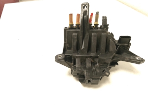 Mercedes Benz C-Class 205 (2014–2021) Plussjuhtme klemm A2055405126 - 6