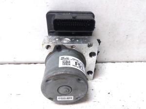 Kia Sportage (2016–2021) ABS Steuergerät 58920F1510 - 3