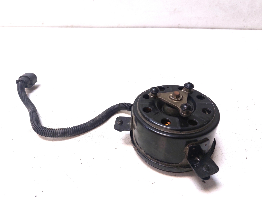 Kia Sportage (2016–2021) Kühlerlüftermotor A005530 Kia Sportage (2016–2021) Kühlerlüftermotor A005530