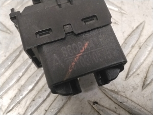 Mitsubishi Eclipse cross (2017–2026) Rear window opening switch 8608A415 - 2