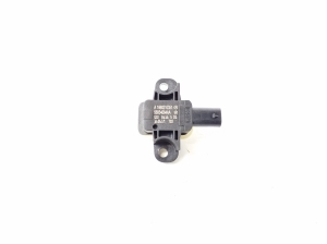 Airbag sensor - A1668210351
