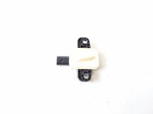 Mercedes Benz B-Class 246 (2011–2017) Airbagsensor A1668210351 - 2