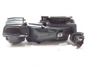BMW 5 SERIES G30 (2016–2026) Heizung und ihre Teile 9868741 - 2