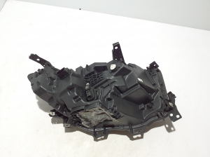 RENAULT Espace VI (2023–2026) Esituli 260606399R - 2