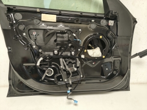 Jaguar XE (2015–2026) Esiuks - 3