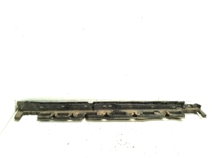 Mercedes Benz GLS 166 (2015–2019) Exterior sill trim bracket A1666900010 - 4