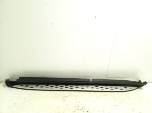 Exterior sill trim - A1666980025