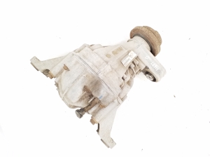   Rear differential  - P68092358AC 
