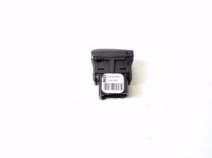 Jeep Grand Cherokee WK2 (2010–2026) Heated seat switch 04602872AB - 3