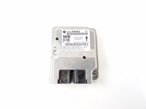   Airbagsteuergerät  - 68025654AJ 