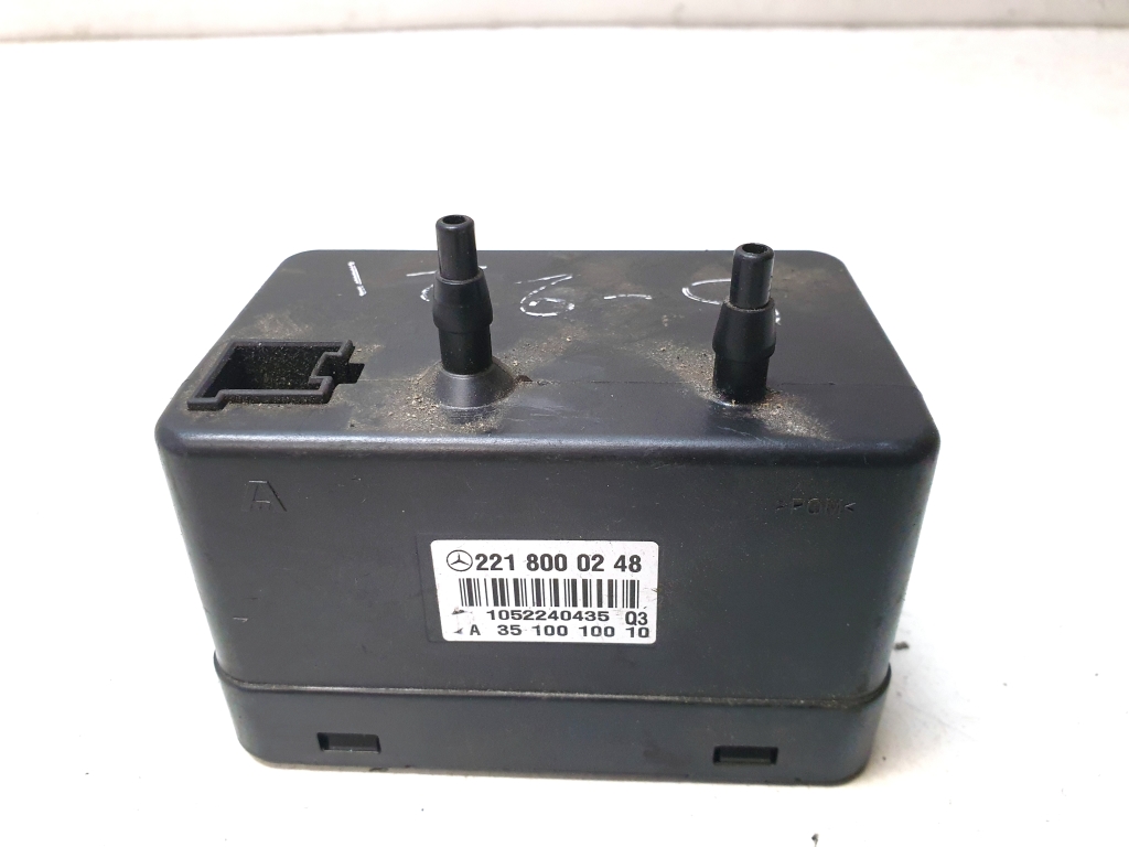 Mercedes Benz S-Class 221 (2005–2013) Vaakumpump 1052240435 Mercedes Benz S-Class 221 (2005–2013) Vaakumpump 1052240435