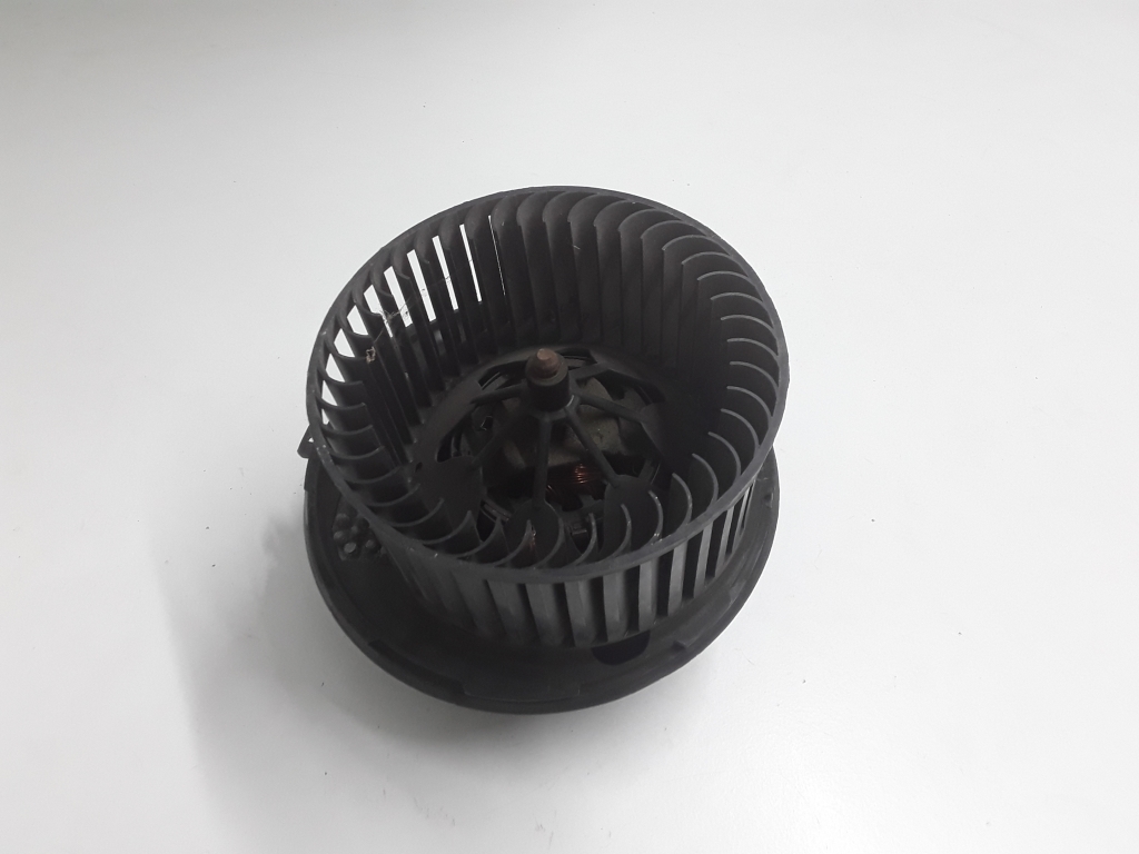 Skoda Octavia II (2004–2013) Dzesēšanas ventilatora motors F998886K Skoda Octavia II (2004–2013) Dzesēšanas ventilatora motors F998886K