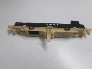 TOYOTA RAV 4 A4 (2012–2018) Hazard light switch 8395042100 - 3