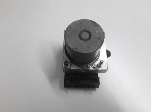 Isuzu D-Max (2002–2012) ABS unit 0265800578 - 5