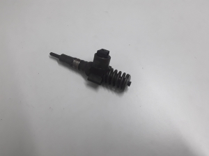 Volkswagen Golf V (2003–2009) Kütusepihusti 038130073AG - 2