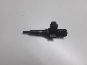 Injecteur de carburant - 038130073AG
