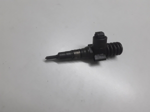 Volkswagen Golf V (2003–2009) Kütusepihusti 038130073AG - 4
