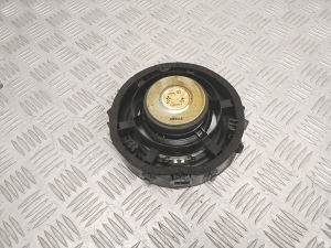 Mitsubishi Eclipse cross (2017–2026) Rear side door speaker 8720A195 - 3
