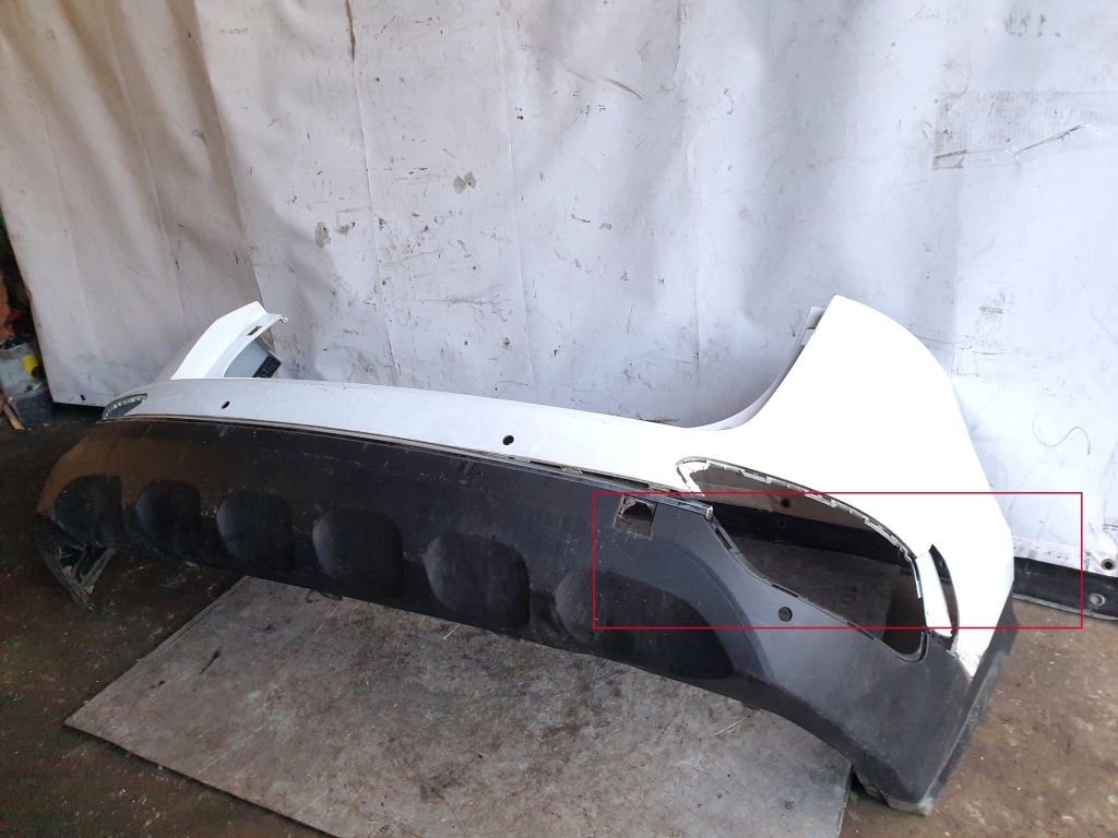 Kia Sportage (2016–2021) Heckstoßstange 85741F1000 Kia Sportage (2016–2021) Heckstoßstange 85741F1000