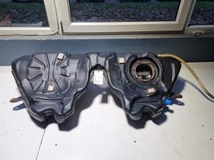   Fuel tank  - 7224999 