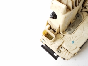 Jeep Grand Cherokee WK2 (2010–2026) Rear side door lock P04589700AF - 4