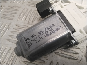 AUDI e-tron SUV (2018–2026) Rear side door window regulator 4K0959802 - 3