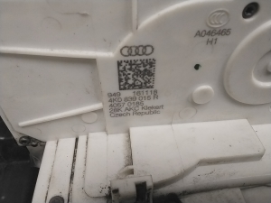 AUDI A6 C8 (2018–2025) Rear side door lock 4K0839015R - 5