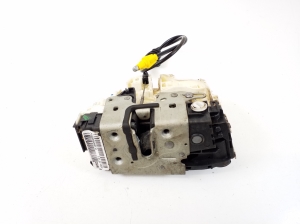 Jeep Grand Cherokee WK2 (2010–2026) Rear side door lock P04589699AF - 4