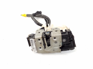 Jeep Grand Cherokee WK2 (2010–2026) Front door lock P04560133AE - 3