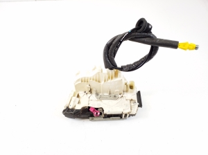 Jeep Grand Cherokee WK2 (2010–2026) Front door lock P04560133AE - 4
