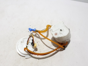 BMW 5 SERIES G30 (2016–2026) Kütusepump paagis 9429648 - 3