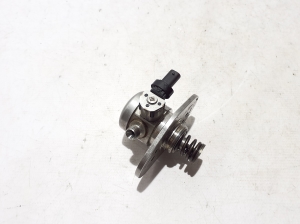   Kraftstoffpumpe  - 8648176 