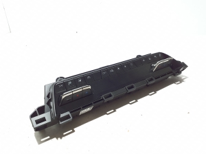 Mazda cx-60 I (2022–2026) Heater control panel KR9R61190 - 4