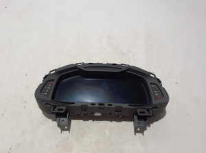Instrument cluster - 4K0920790C