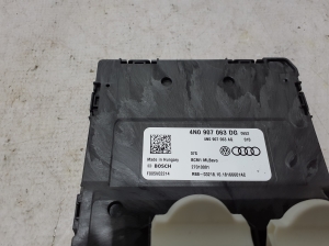 AUDI Q8 (2018–2026) Komforta bloks 4N0907063DG - 2
