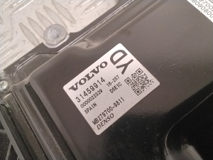 VOLVO V90 (2016–2026) Engine control unit 31459914 - 4