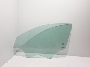   Fenster Scheibe Tür vorne  - 32132245 