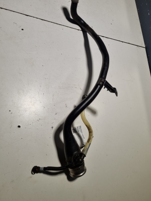 BMW 5 SERIES F11 (2010–2017) Kütusepaagi täitetoru R2720634805 - 3