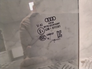 AUDI e-tron SUV (2018–2026) Aizmugurējo sānu durvju stikls 4KE845025A - 5