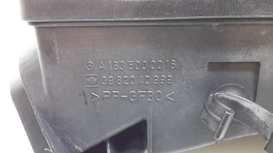 Mercedes Benz ML-Class 163 (1998–2005) Sonstiges Teil des Luftfiltergehäuses A1635000016 - 3