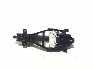 VOLVO C 40 I (2022–2026) Front door external opening handle and its details - 3