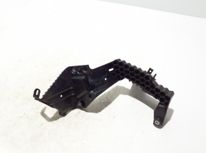 VOLVO C 40 I (2022–2026) Other bracket 32382032 - 3
