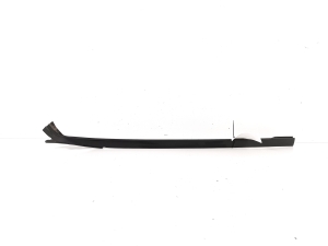   Windshield pillar outer molding  - 7399031 